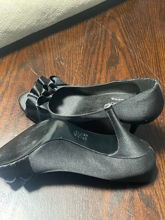 Shoes - Women’s Black Satin Peep-Toe Heels with Bow Detail
